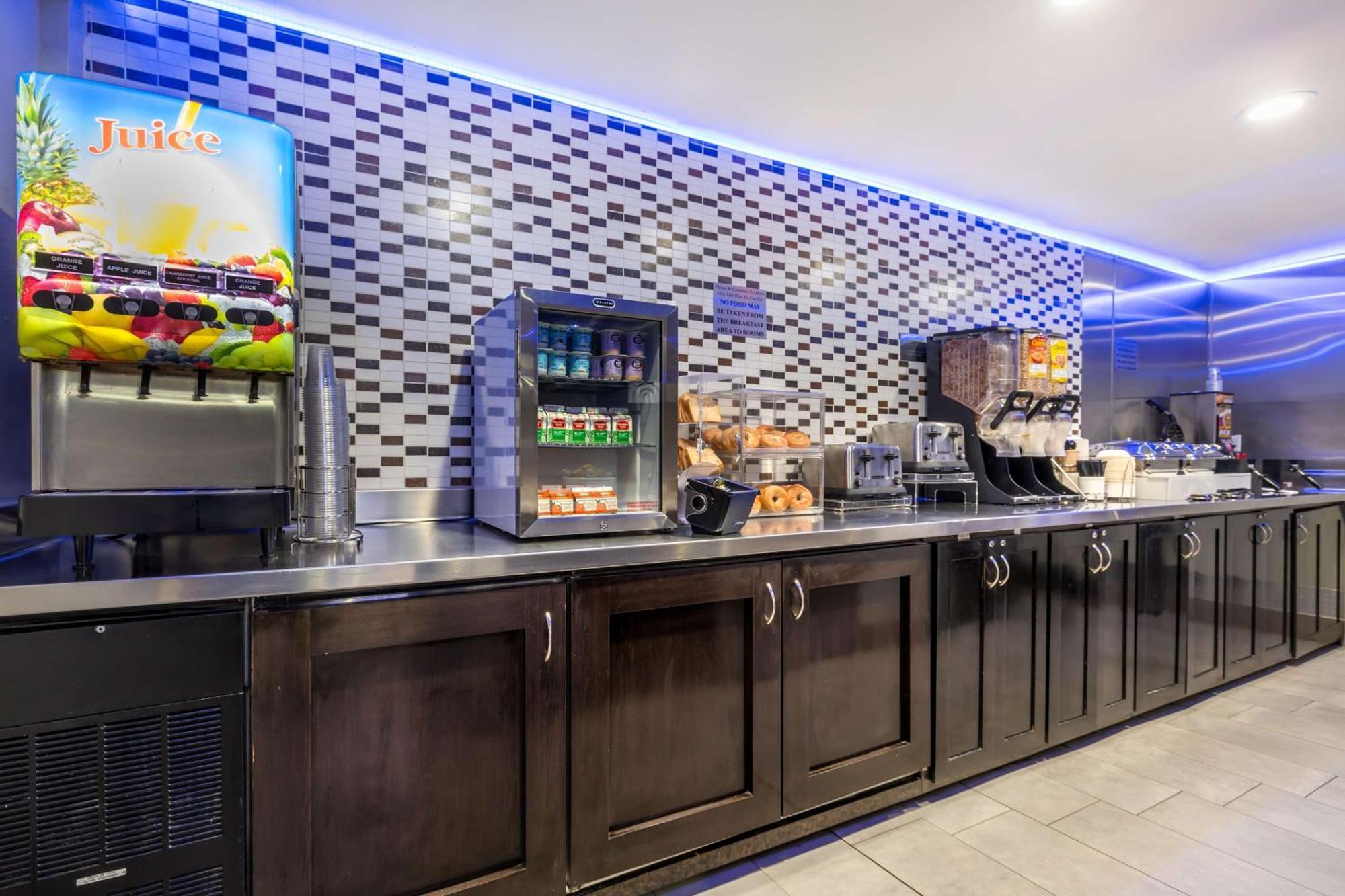 Best Western Mccarran Inn Лас-Вегас Экстерьер фото